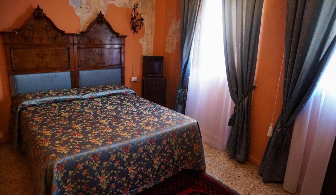 Queen Suite