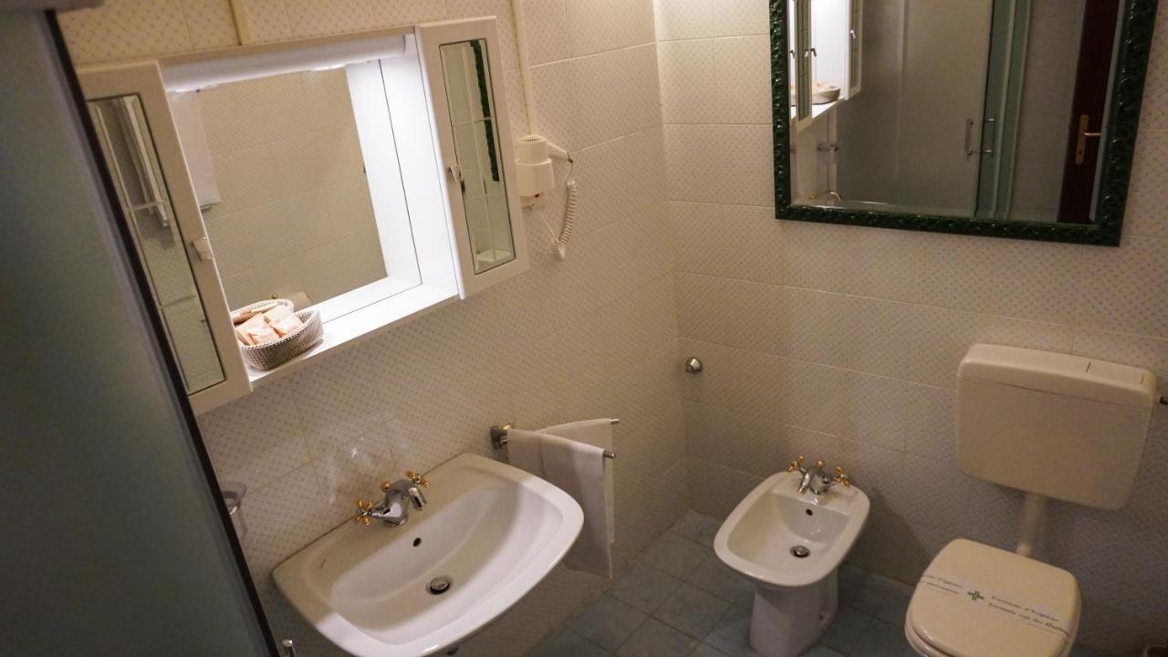 Queen Suite