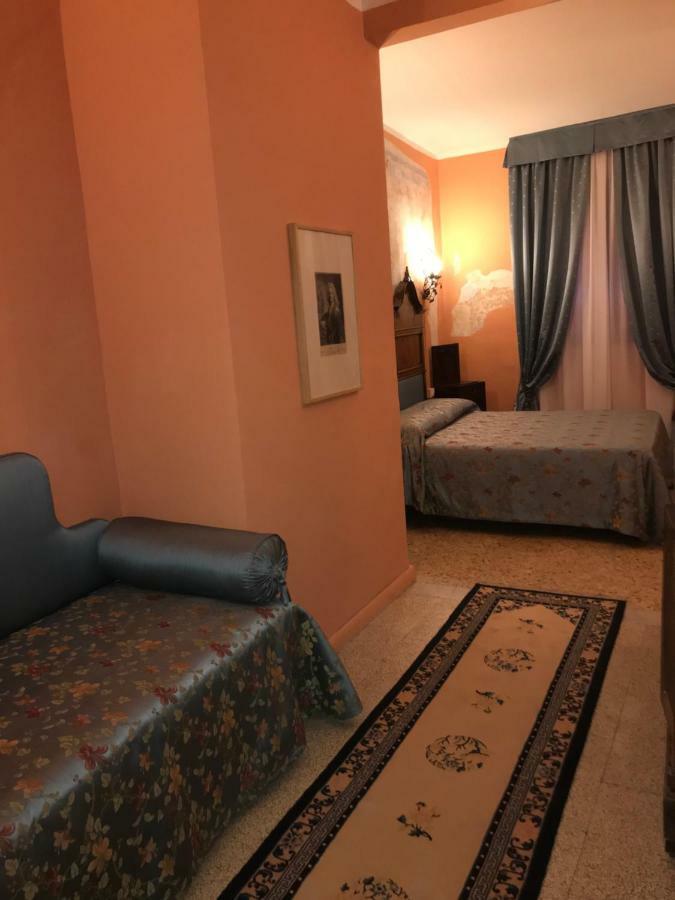 Queen Suite