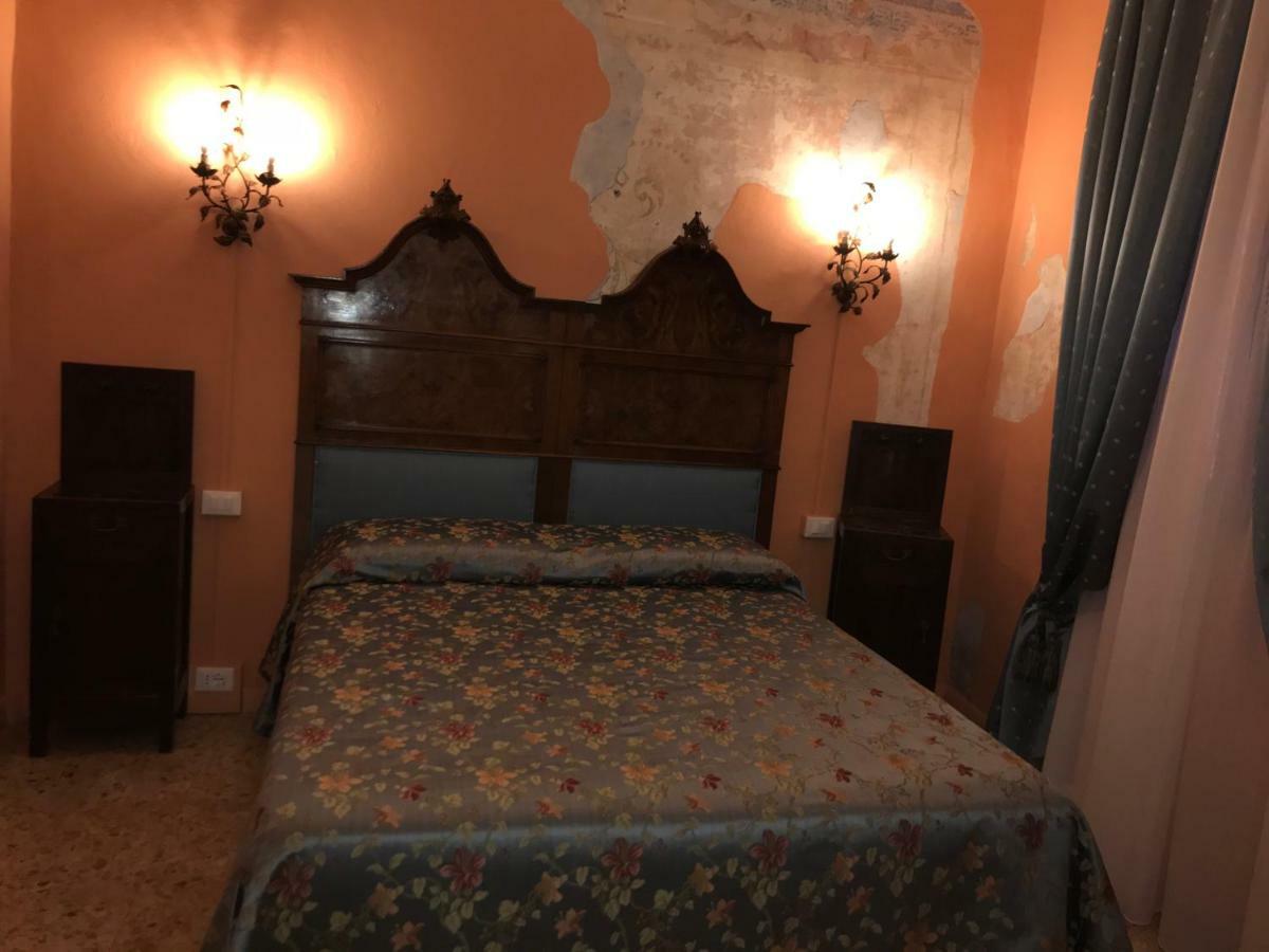 Queen Suite