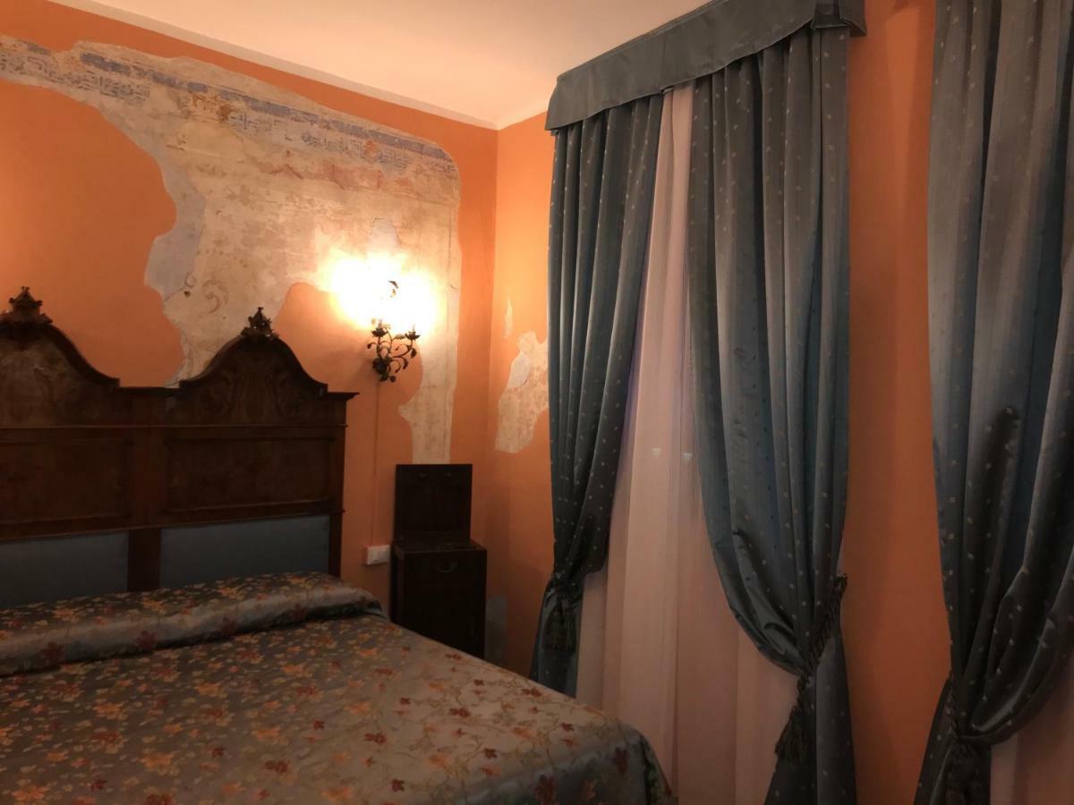 Queen Suite